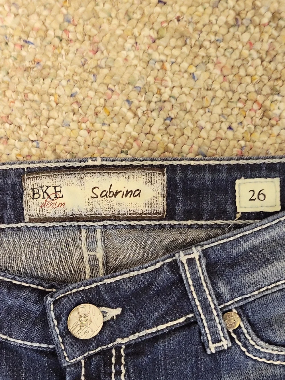 BKE Women's Dark Blue Distressed Denim Shorts Sabrina Sz 26 Bling Summer Cut Off - Picture 3 of 6